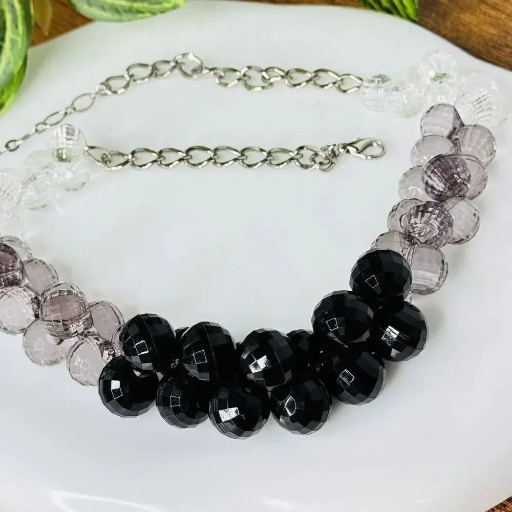 Vintage Faceted Lucite Bead Necklace Smokey Purple Taupe Plastic Graduated 4151